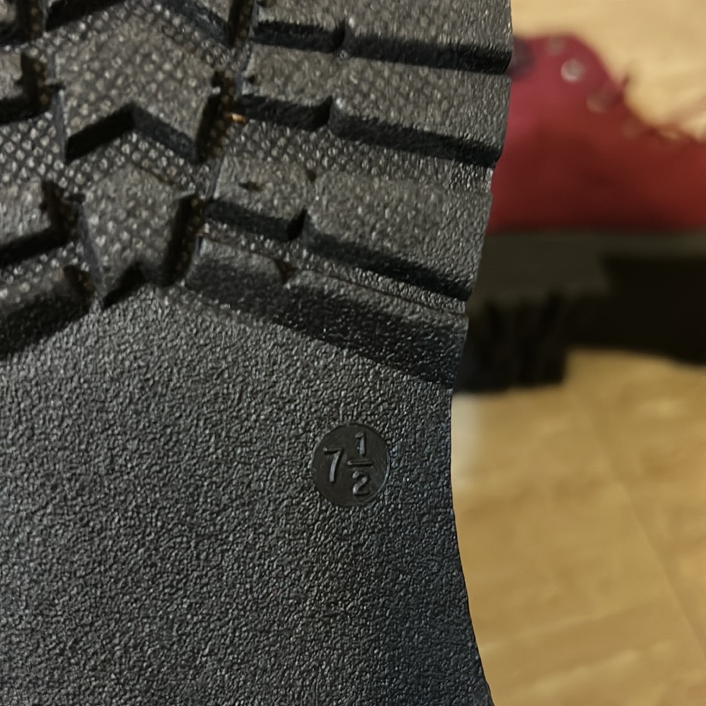 🐙❄️Women’s Booties❄️🐙 - Picture 5 of 5